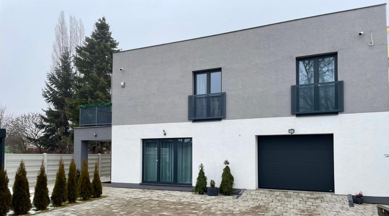 City Apartments Liptovský Mikuláš 外观 照片