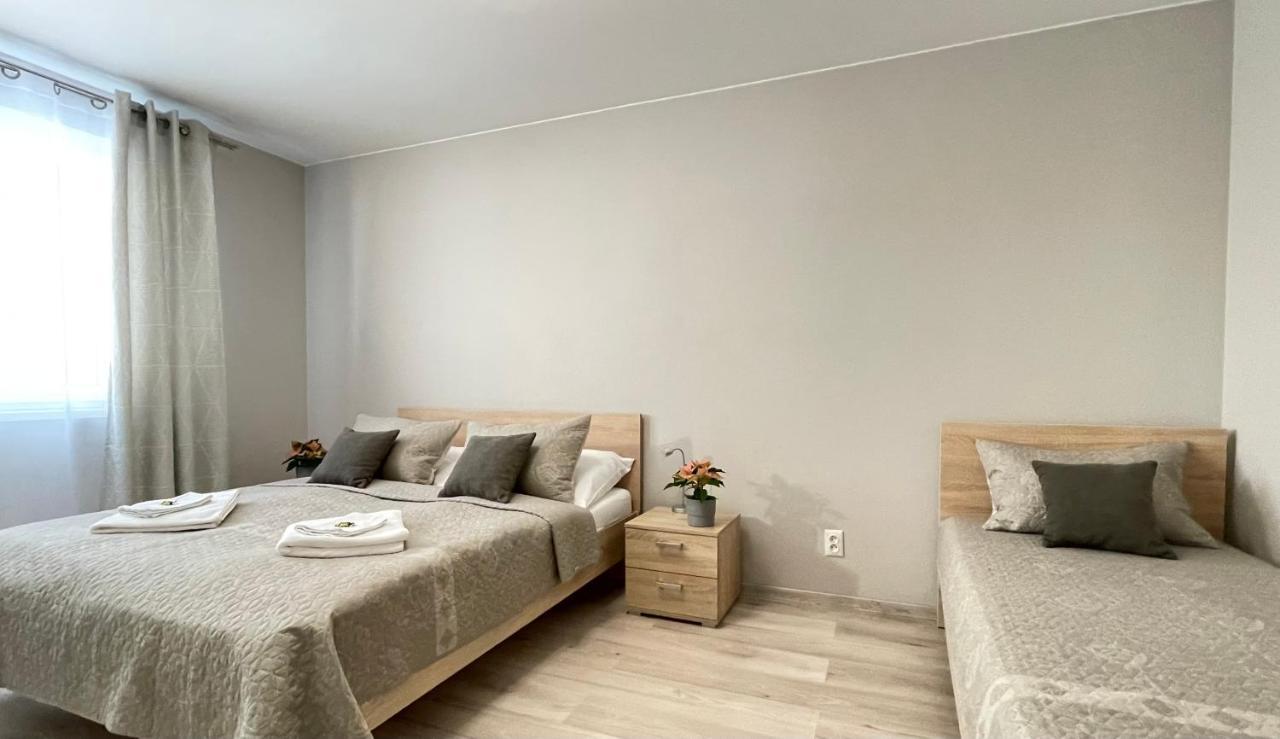 City Apartments Liptovský Mikuláš 外观 照片