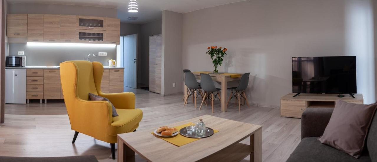 City Apartments Liptovský Mikuláš 外观 照片